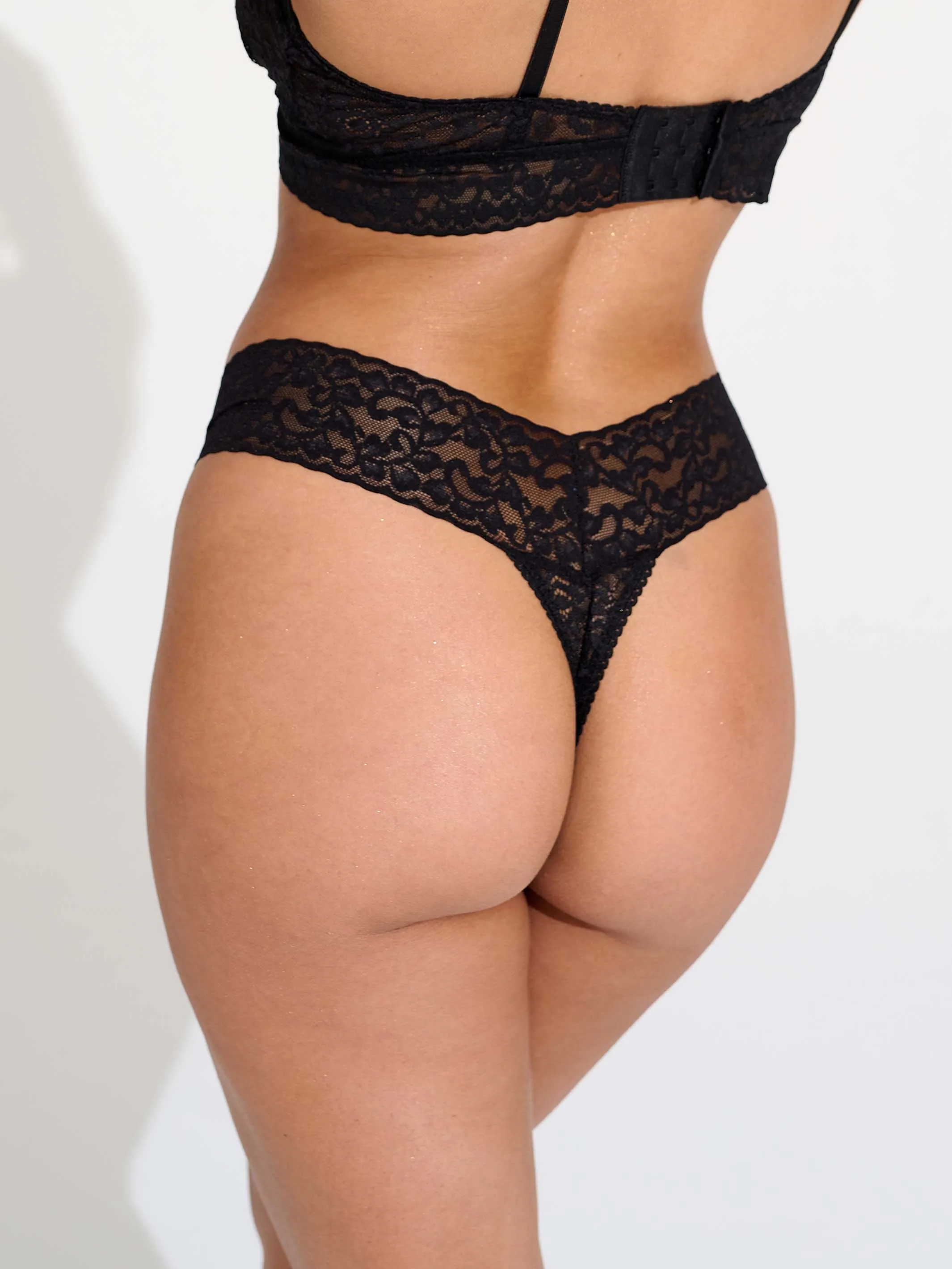 Gift Box Lace Thong - Liquorice Therapy