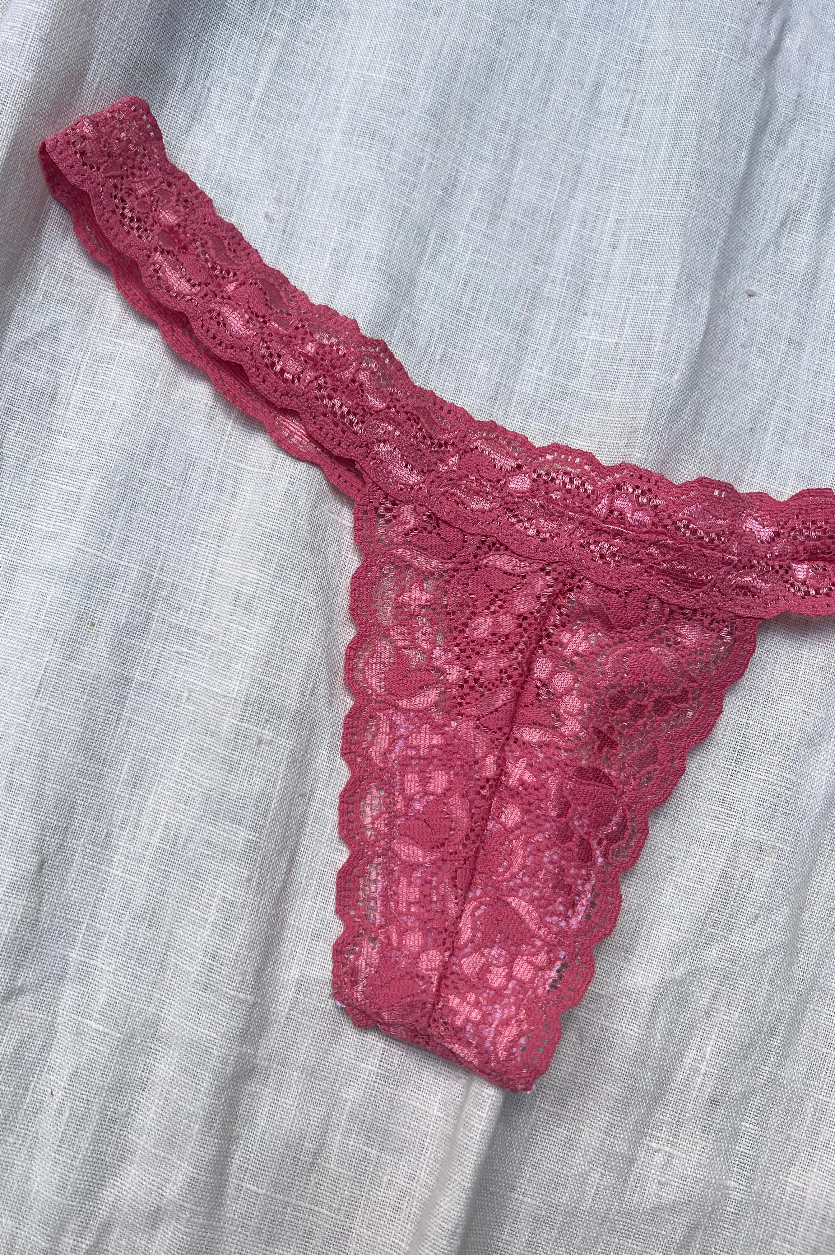 Miranda Thong in Pink Lace